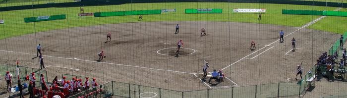 w_softball_54_001.jpg