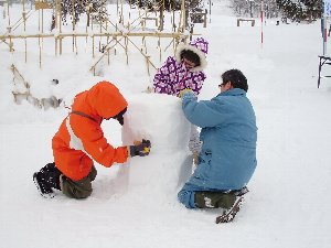 ミニ雪像作り体験