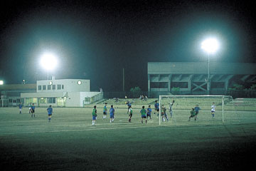 花咲スポーツ公園球技場